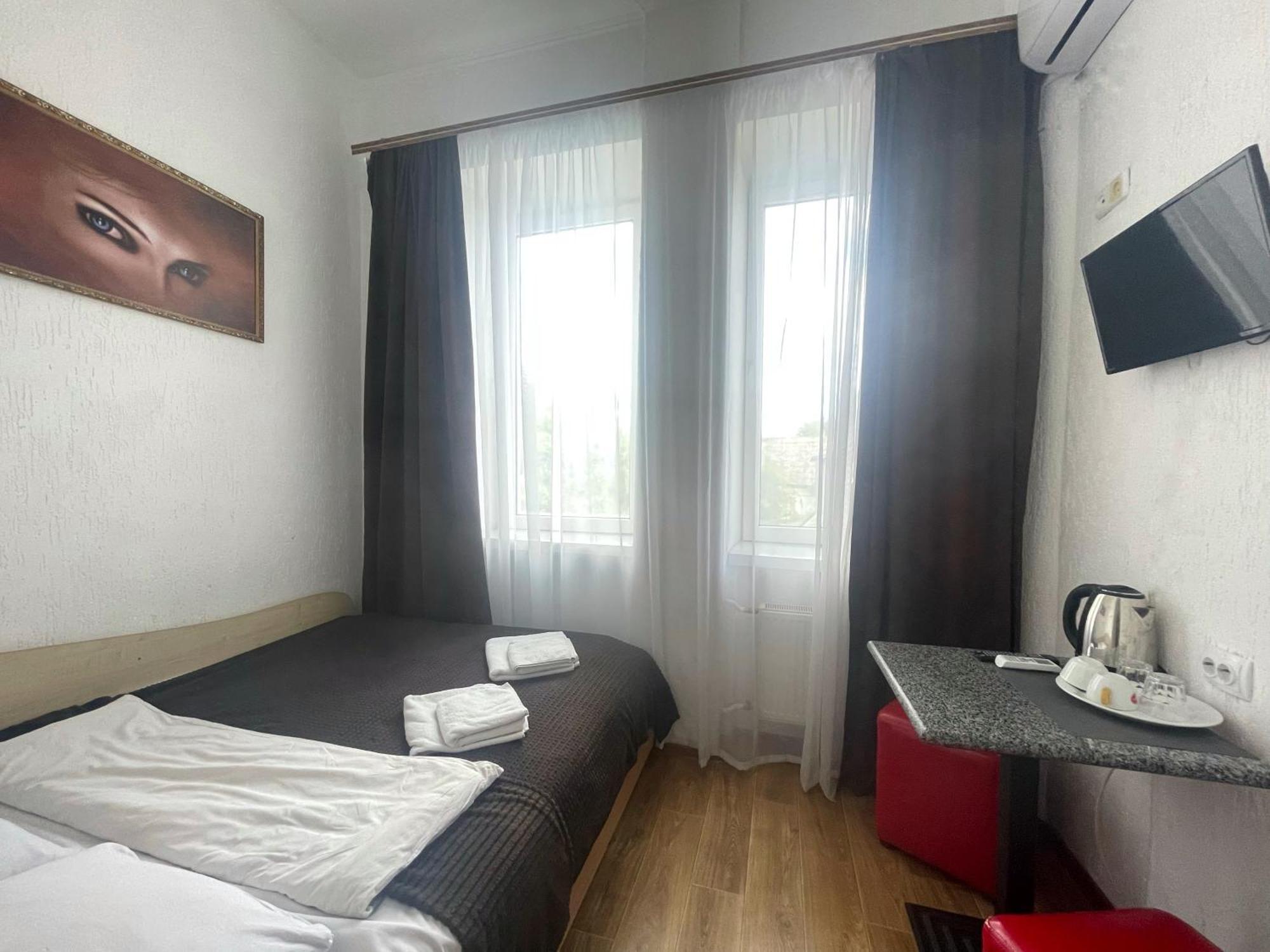 Hotel Femina Zhytomyr Exterior foto